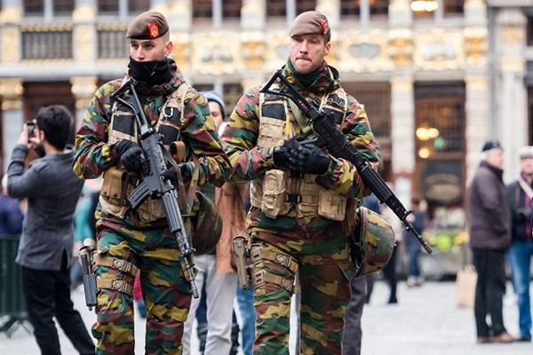 Brüksel'de 'terör' alarmı!