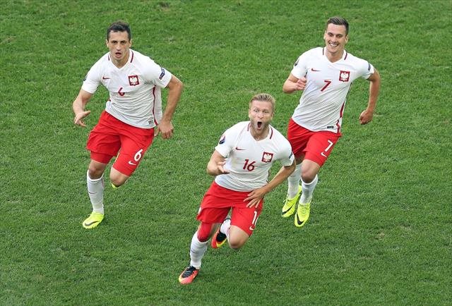 Polonya bir üst tura çıktı