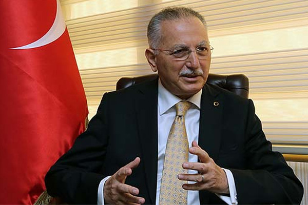 İhsanoğlu'na icra geldi