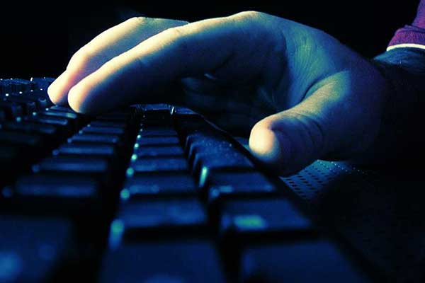 Sosyal medyada 'terör propagandasına' 2 tutuklama