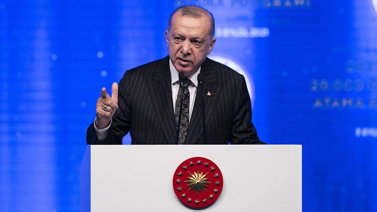 Erdoğan: Okullarımızı açık tutmakta kararlıyız
