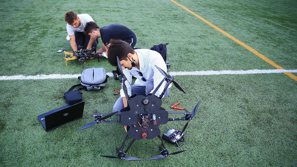 Üniversite öğrencilerinden 'Savaşan İHA'