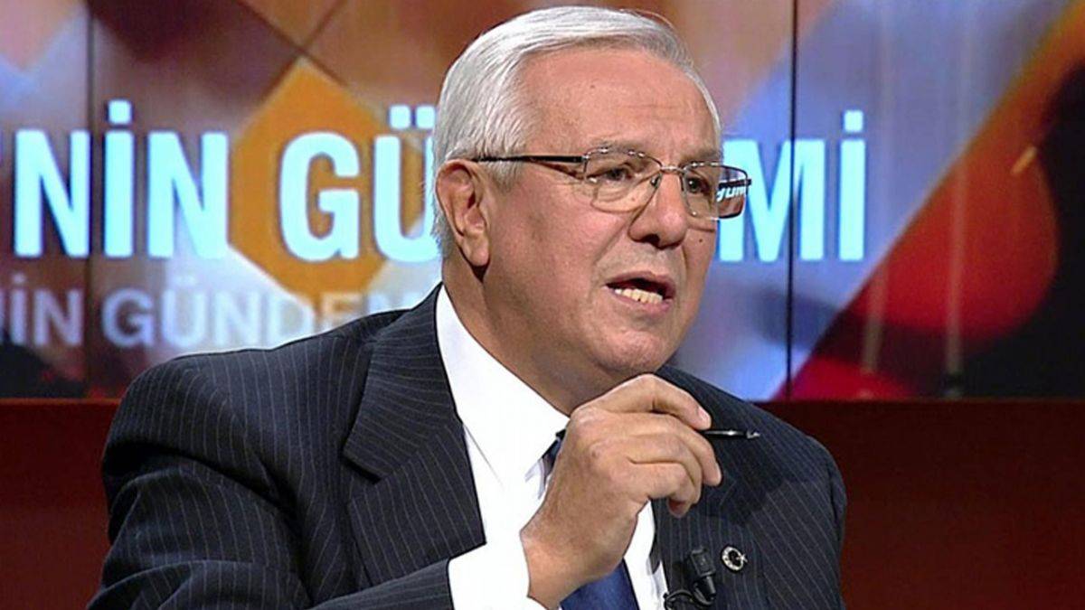 Orhan Uğuroğlu: 'Doktor Fahrettin Koca; kardeşim neden öldü?'