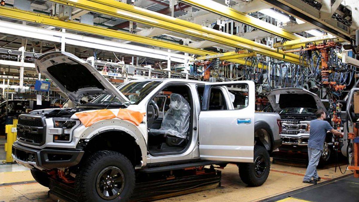 Çip krizi büyüyor: Ford kamyonet üretimini durduruyor