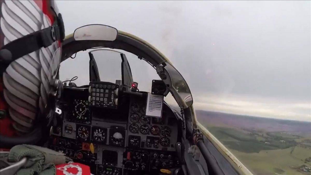 MSB: Türk Yıldızları, Macaristan Uluslararası Askeri Hava Gösterileri kapsamında uçuş gerçekleştirdi