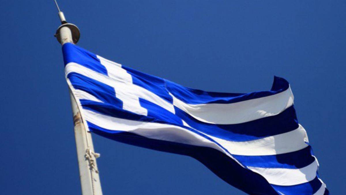 Yunanistan, 50 Suriyeli göçmeni ıssız bir adaya bırakarak ölüme terk etti