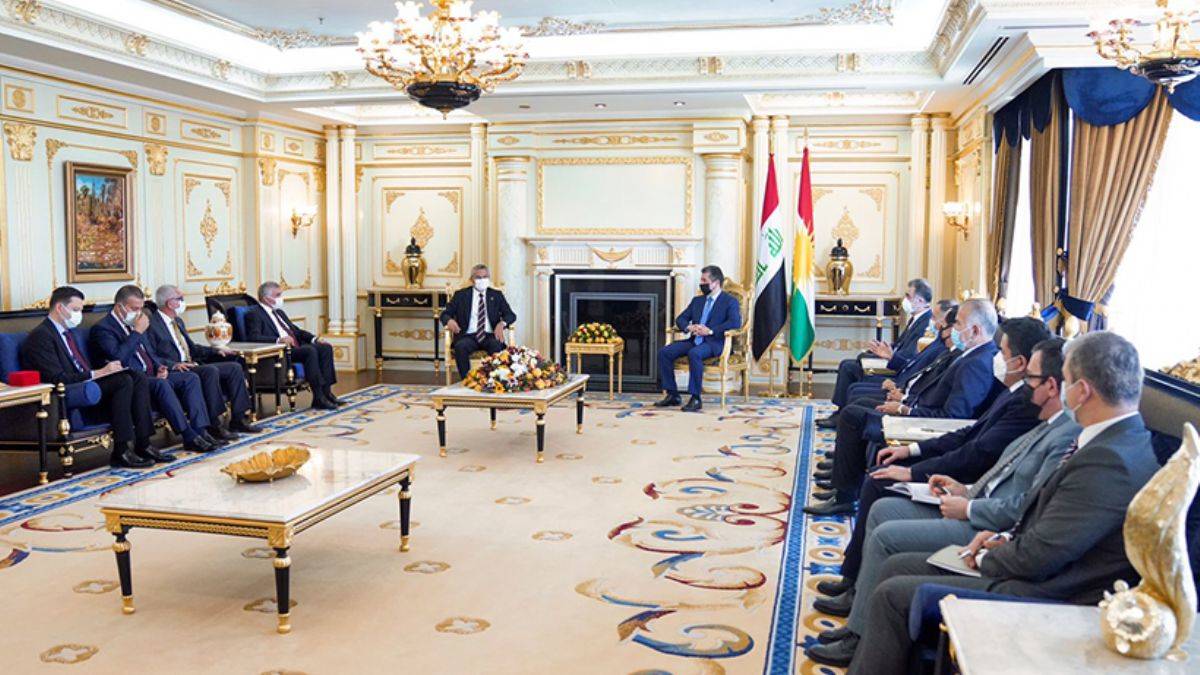 CHP heyeti Erbil'de Barzani ile görüştü