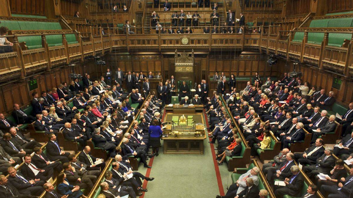 İngiliz hükümeti vergi artışına gidecek