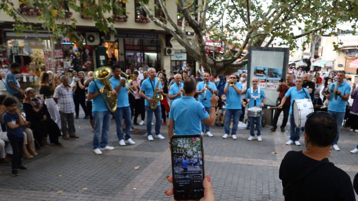 Dikkat! Her an müzik çıkabilir