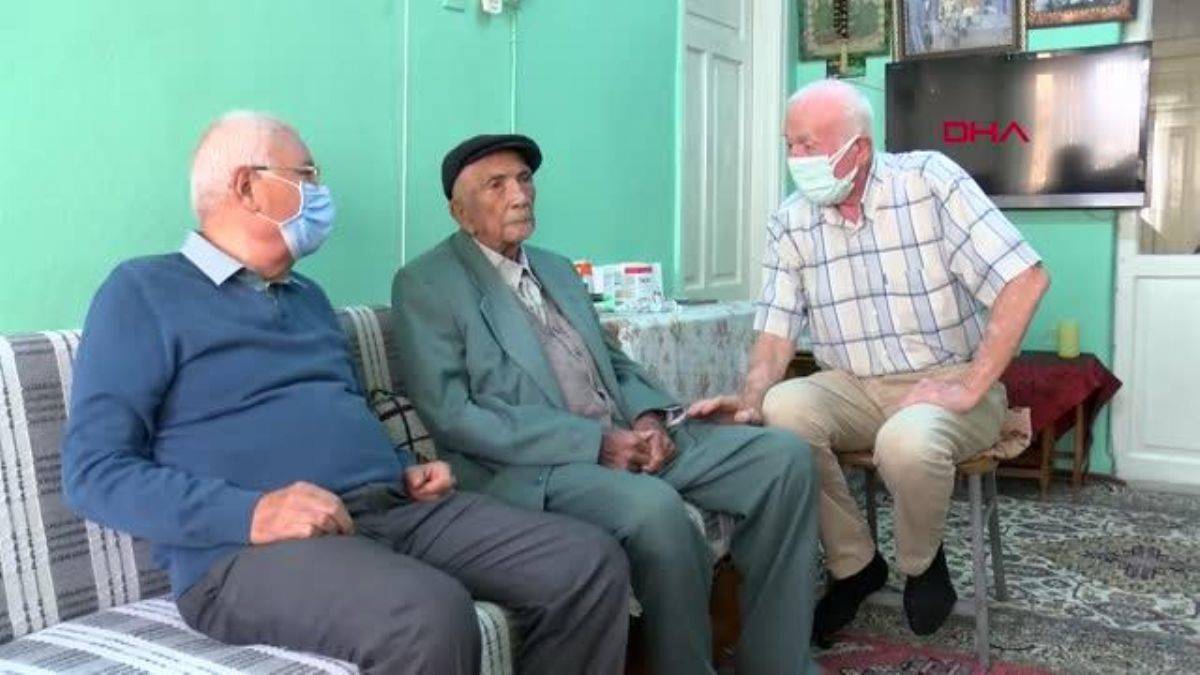 107 yaşındaki Bektaş Ergül, uzun yaşamanın sırrını anlattı