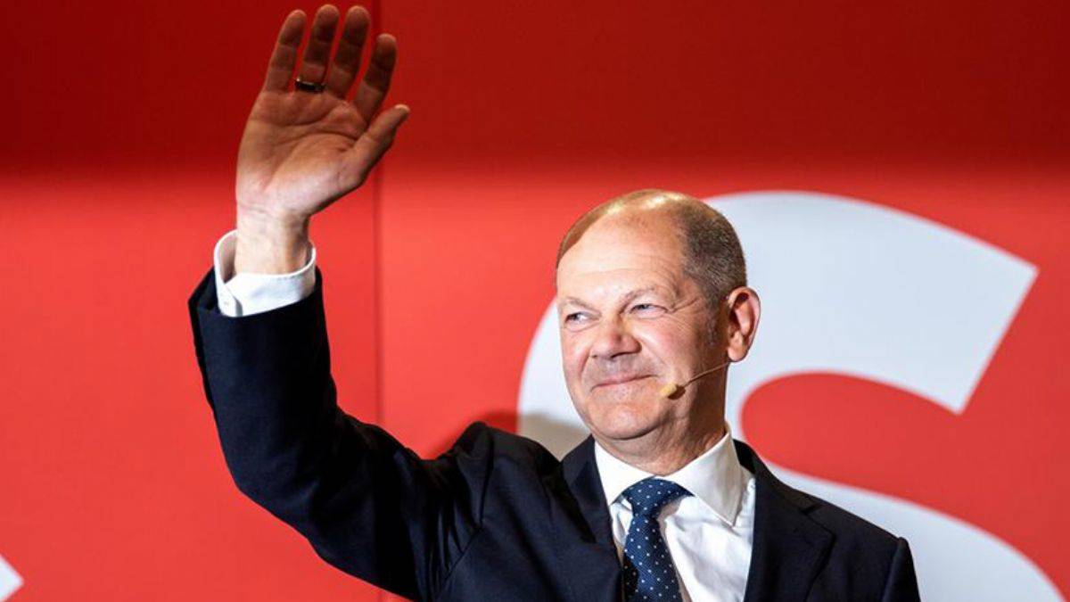 Almanya'da seçimin galibi Sosyal Demokratlar