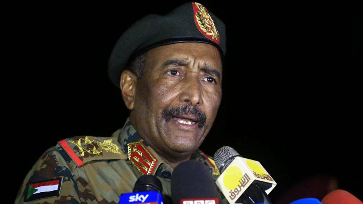 Burhan’dan ‘sivil ortakları’ yönetimden dışlama tehdidi