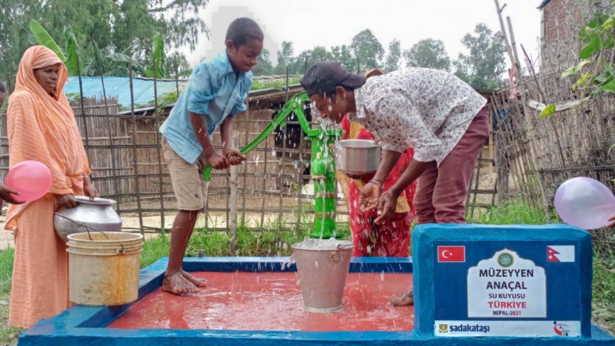 Sadakataşı bir yılda 1100 su kuyusu açılışı gerçekleştirdi