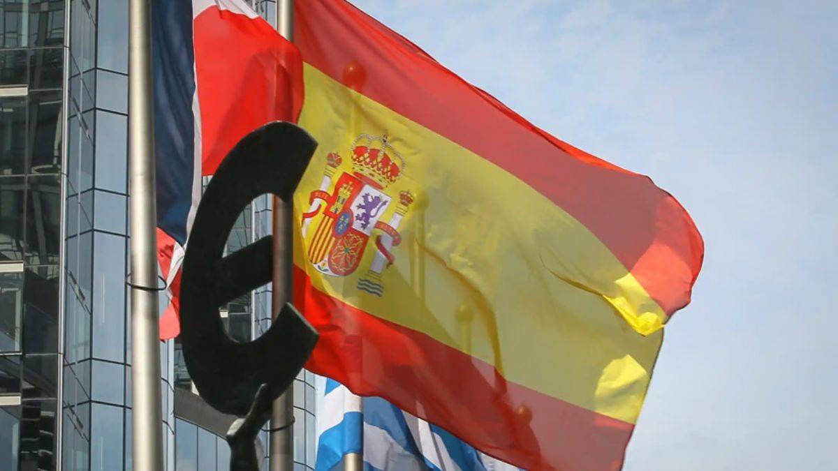 İspanya'da asgari ücrete 1.6'lık zam