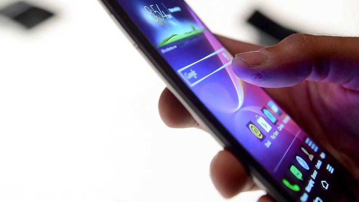 Cep telefonları fiyatı düştü mü? 2.el yenilenmiş telefonlar ucuzlar mı? KDV indirimi ile ikinci el cep telefonları ucuzladı mı?