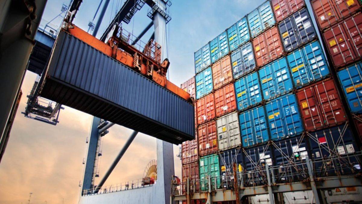 Dış ticaret açığı ağustosta 4,26 milyar dolar oldu