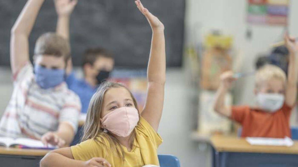 Çocukları Covid-19'dan nasıl koruyabiliriz? Uzman isimden ailelere uyarı