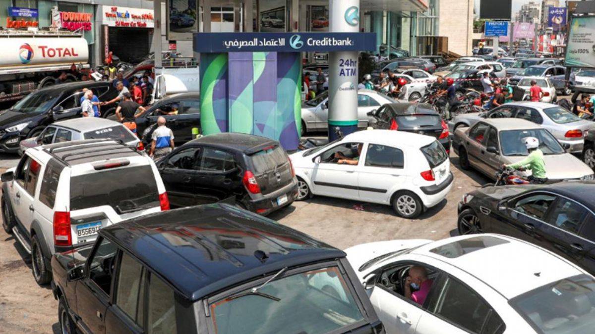 İngiltere'deki akaryakıt krizi büyüyor! Asker devreye girdi