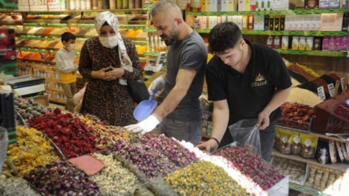 Bağışıklığı güçlendirmenin yolu: Kış çayları