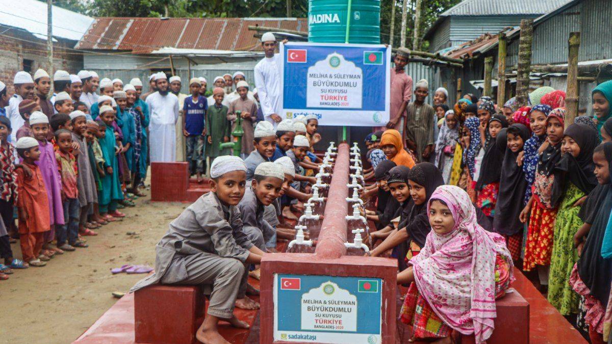Sadakataşı Derneğinden “hayat suyu”