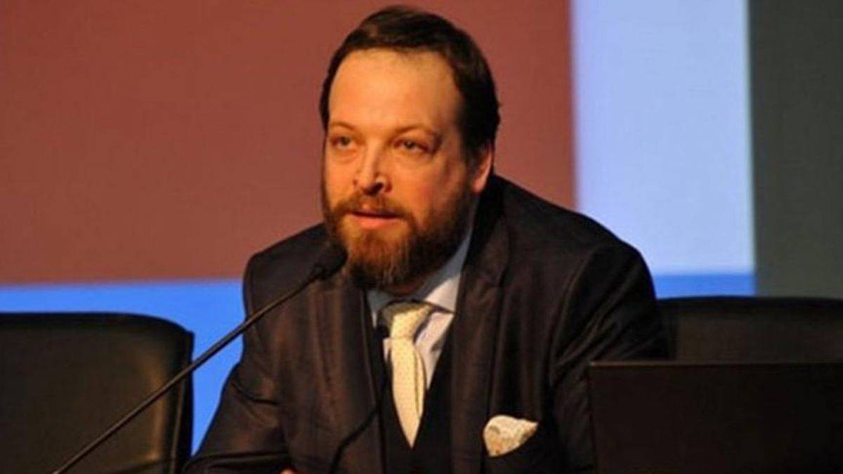 Fatih Tezcan göz yaşlarına hakim olamadı: Kürtaj cinayettir