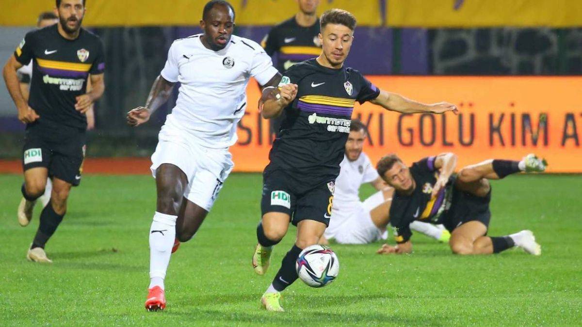 Eyüpspor-Manisa FK maçında kural hatası mı yapıldı? Eyüpspor-Manisa BBSK maçı tekrar mı edilecek?