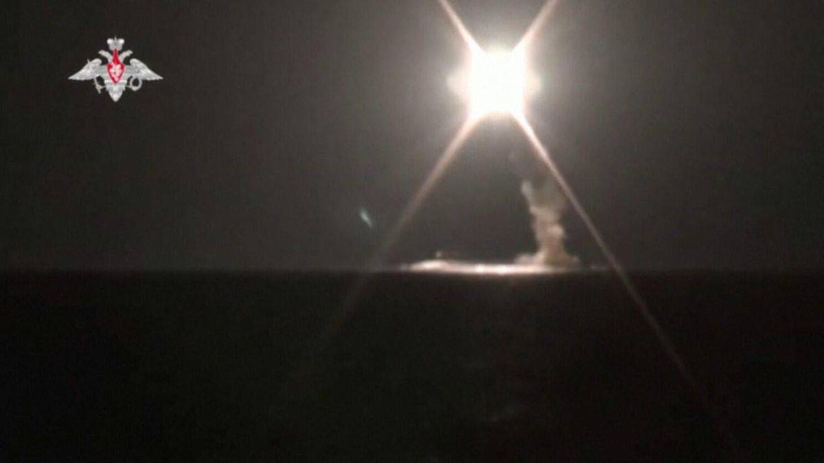 Rusya hipersonik 'Tsirkon' füzesini ilk defa nükleer denizaltıdan fırlattı