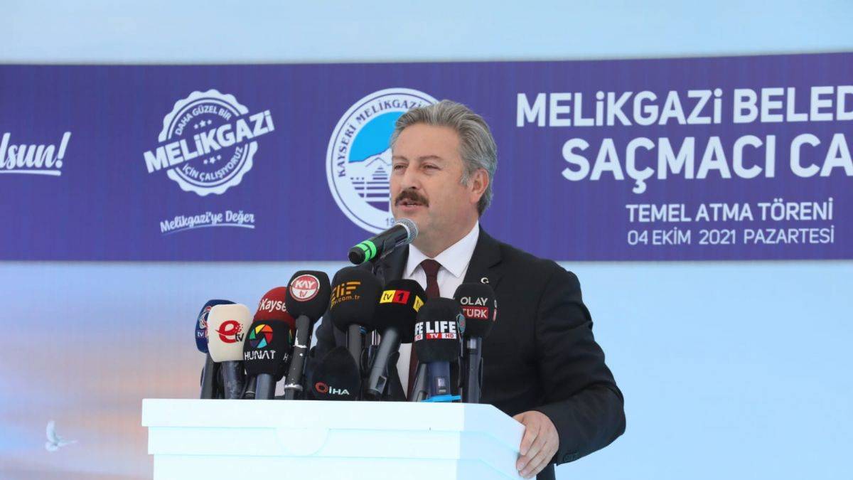 Erenköy Mahallesi'ne Saçmacı Cami hayırlı olsun