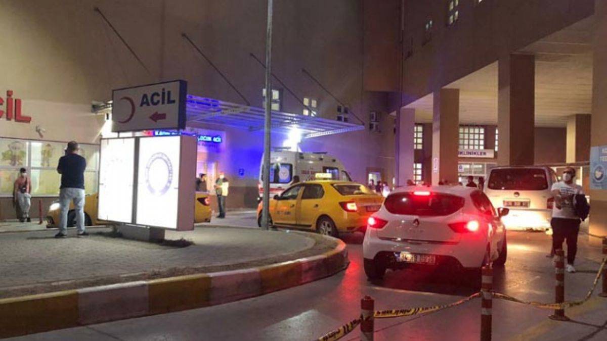 Gıda zehirlenmesi şüphesi; 34 öğrenci hastanelik oldu