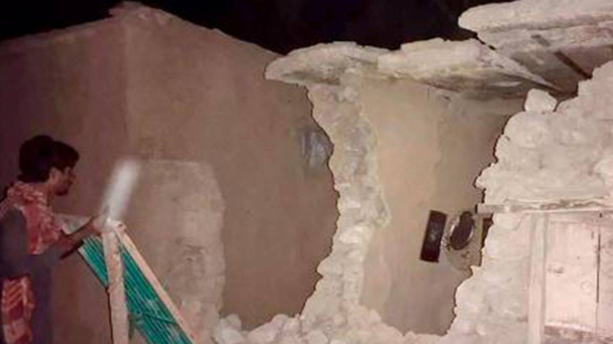 Pakistan'da deprem: Ölü ve yaralılar var