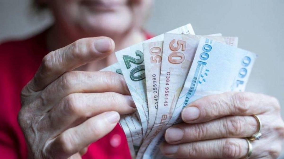 Emekli maaşına haciz gelir mi? Borçlu emeklinin aylığına haciz gelir mi?