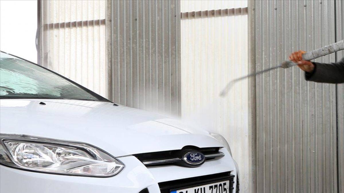 İstanbullular araç temizliğine 3 bin 652 TL harcadı