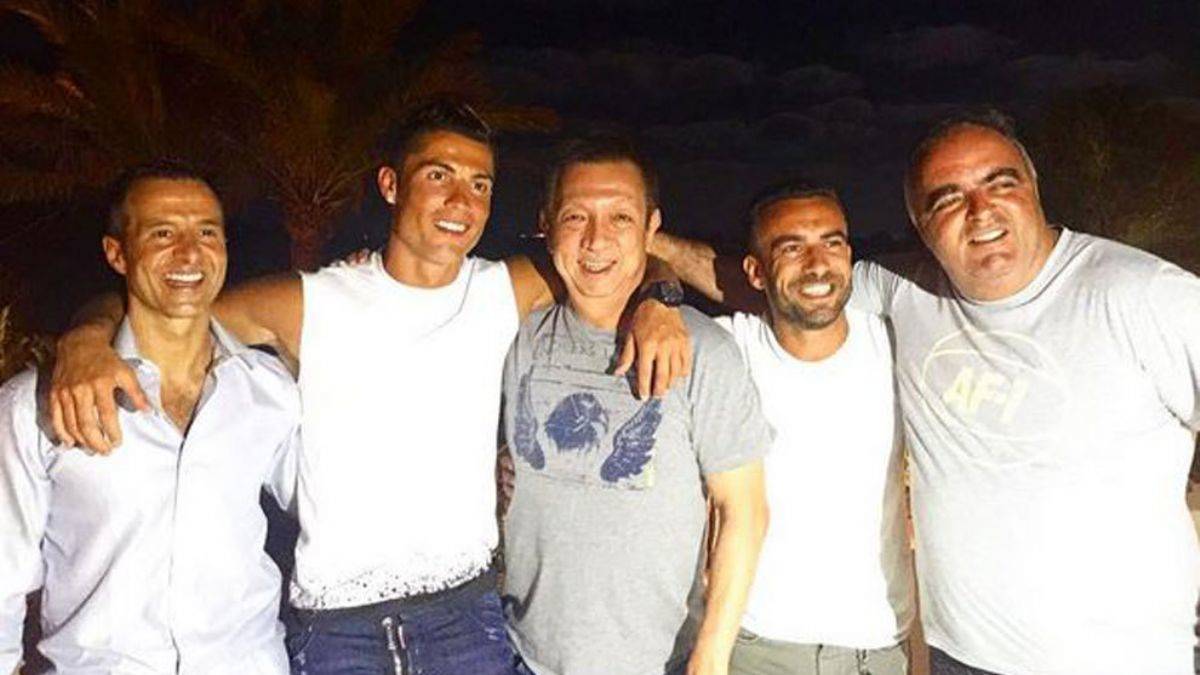 Ronaldo, Valencia'nın sahibiyle yeni proje imzaladı