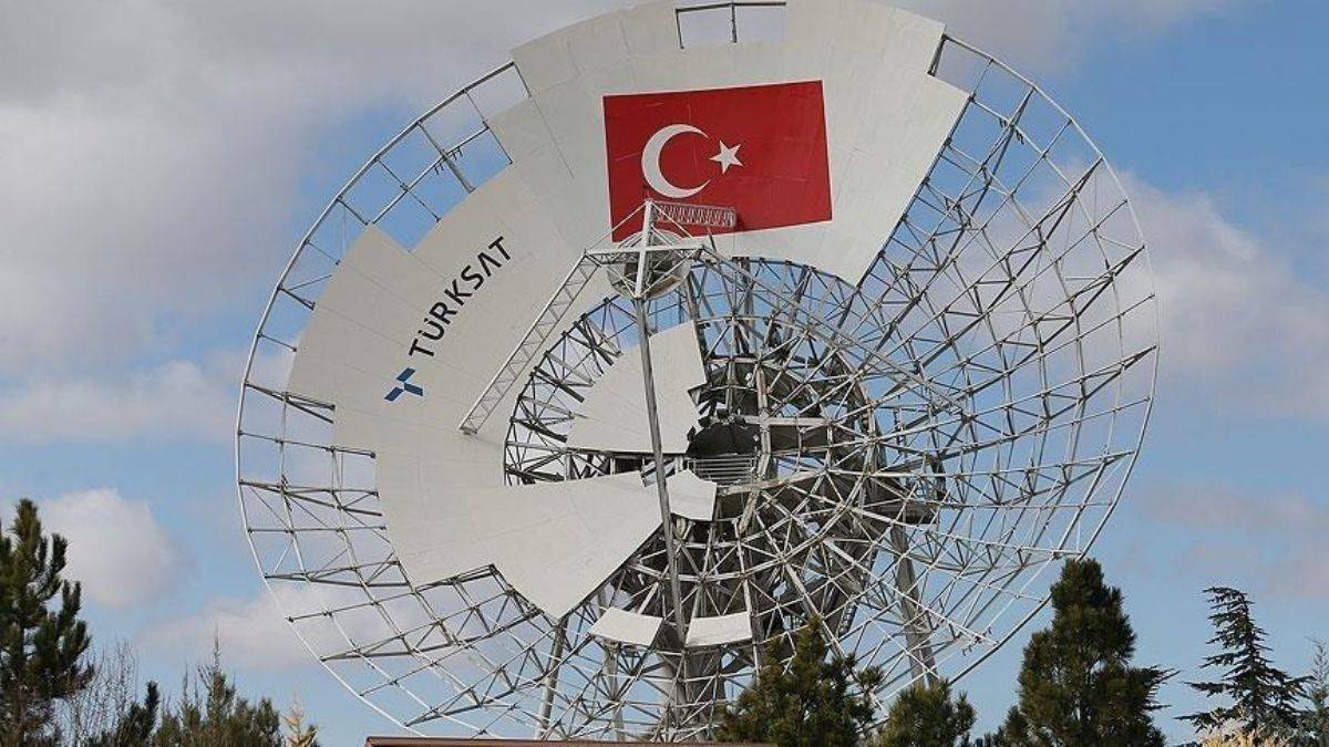 Türksat, yerel TV kanallarının 'uydudan yayın çıkma' hizmet bedelinde yüzde 50 indirim yapacak