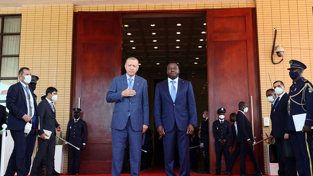 Erdoğan: Togo'nun FETÖ ile mücadelede verdiği destek takdire şayandır