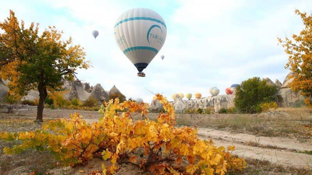 Kapadokya sonbahar renklerine büründü