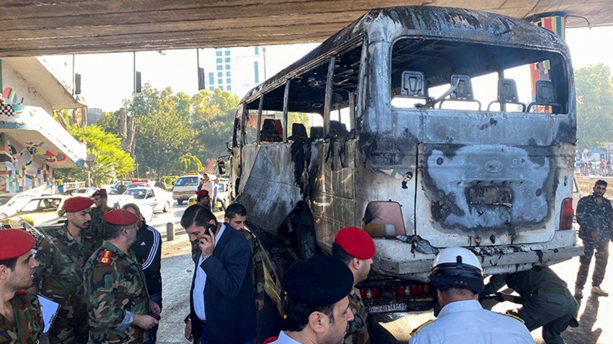 Şam'da Esed rejiminin askeri aracına bombalı saldırı