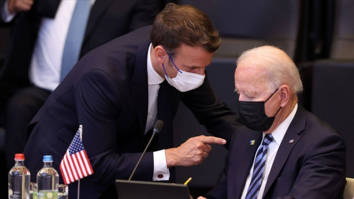 Biden ile Macron telefonda görüştü