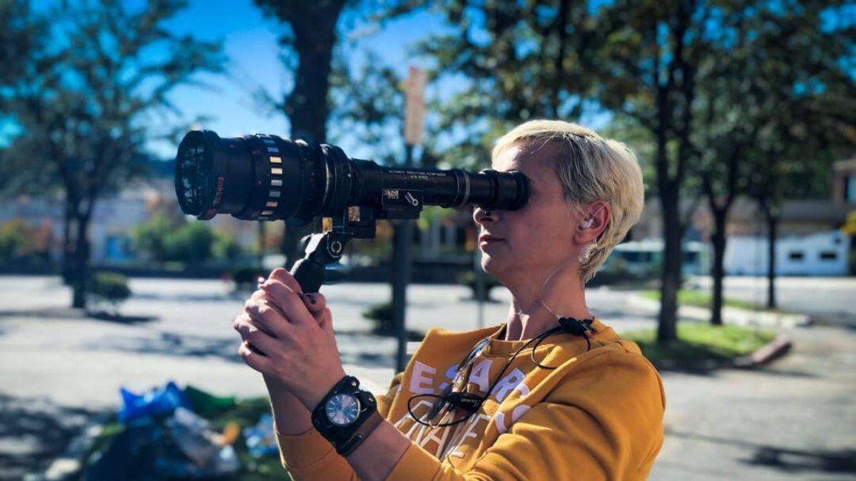 Alec Baldwin'in film setinde yanlışlıkla vurduğu görüntü yönetmeni Halyna Hutchins kimdir?