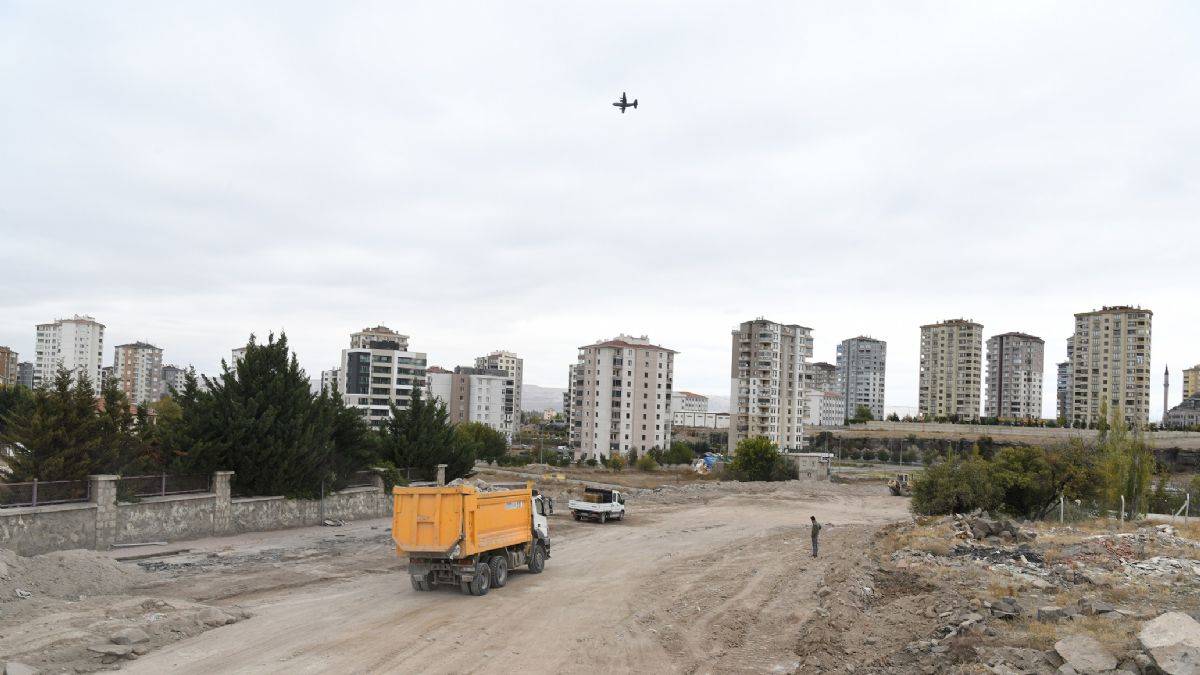 Büyükşehir'den 16 milyon TL'lik 4 mahalleyi Malatya yoluna bağlayacak yol
