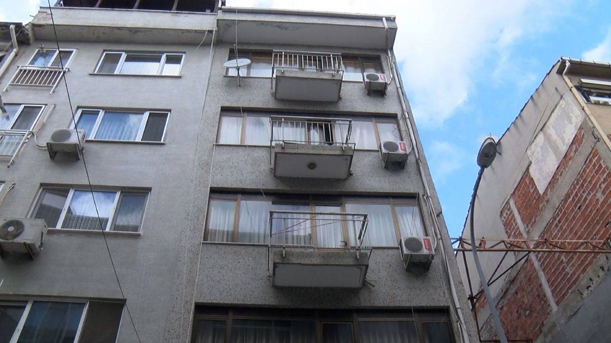 'Doğa manzaralı' daire emlakçıya sövdürdü