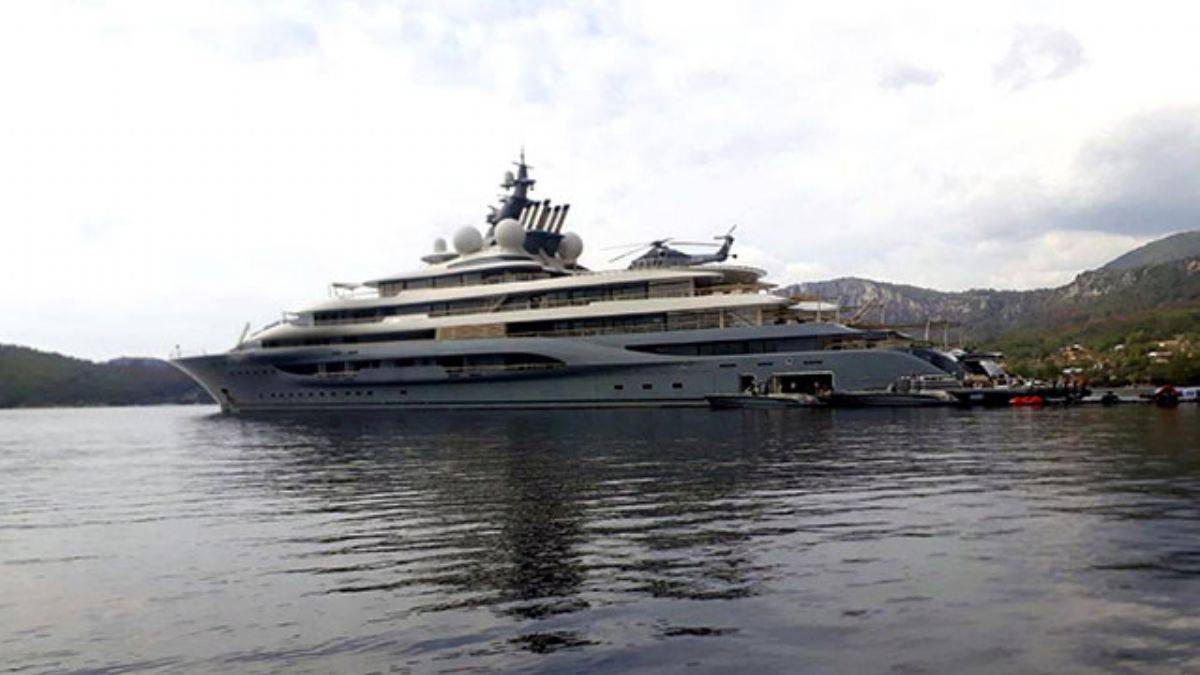 Jeff Bezos'un yatı Akbük Koyu'nda