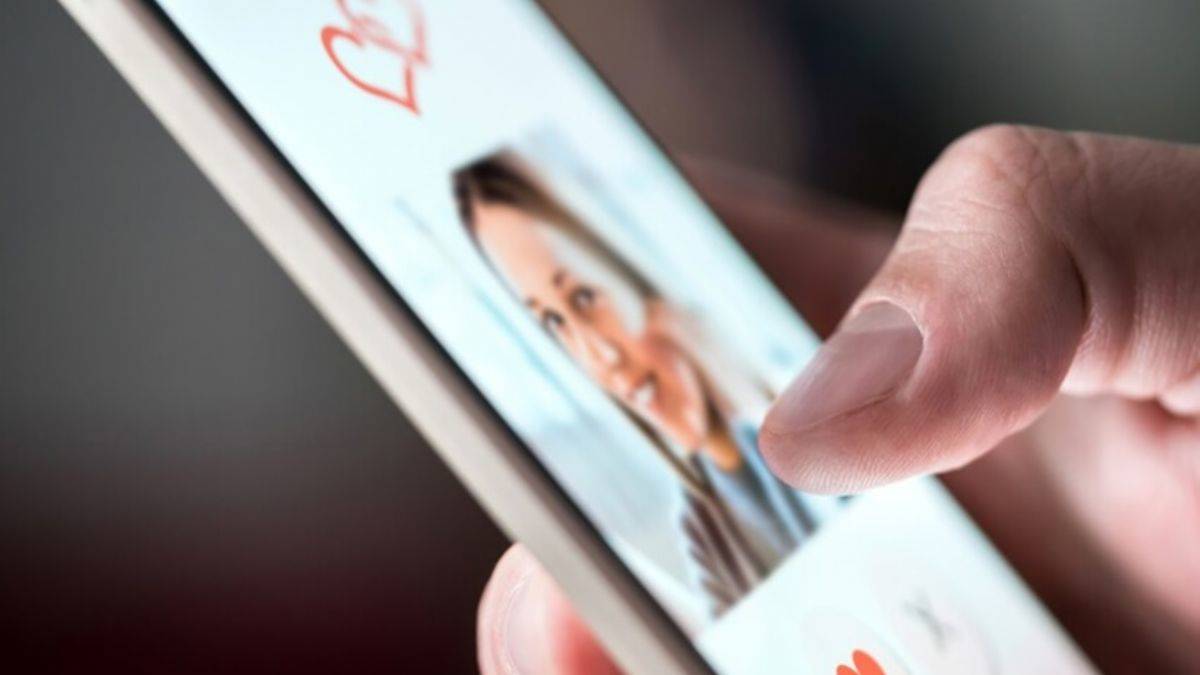 Arkadaşlık siteleri 'hiç arkadaşça değil'