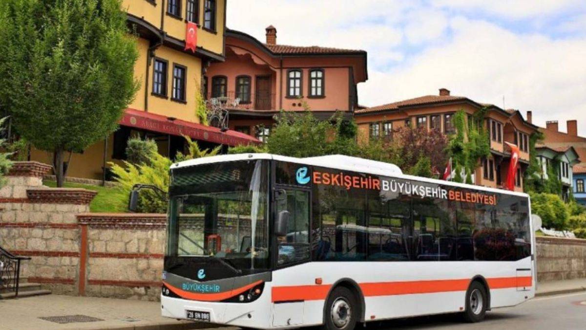 29 Ekim'de Eskişehir'de otobüsler ücretsiz mi? Eskişehir'de Cumhuriyet Bayramı'nda tramvay-otobüs bedava mı?