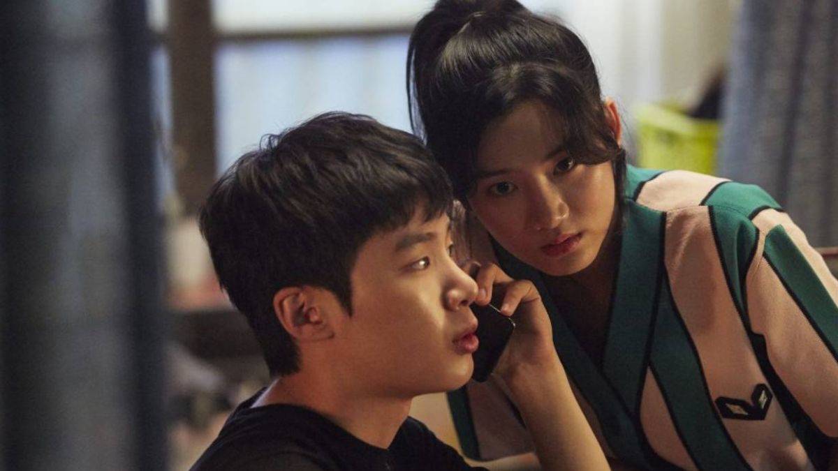 Extracurricular nasıl izlenir? Extracurricular Netflix'te var mı? Extracurricular konusu nedir?