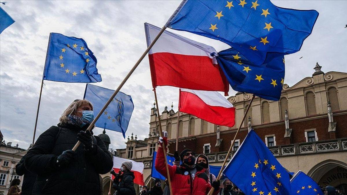 AB’nin Polonya krizi: 'Tüm parayı cebe indirip…'