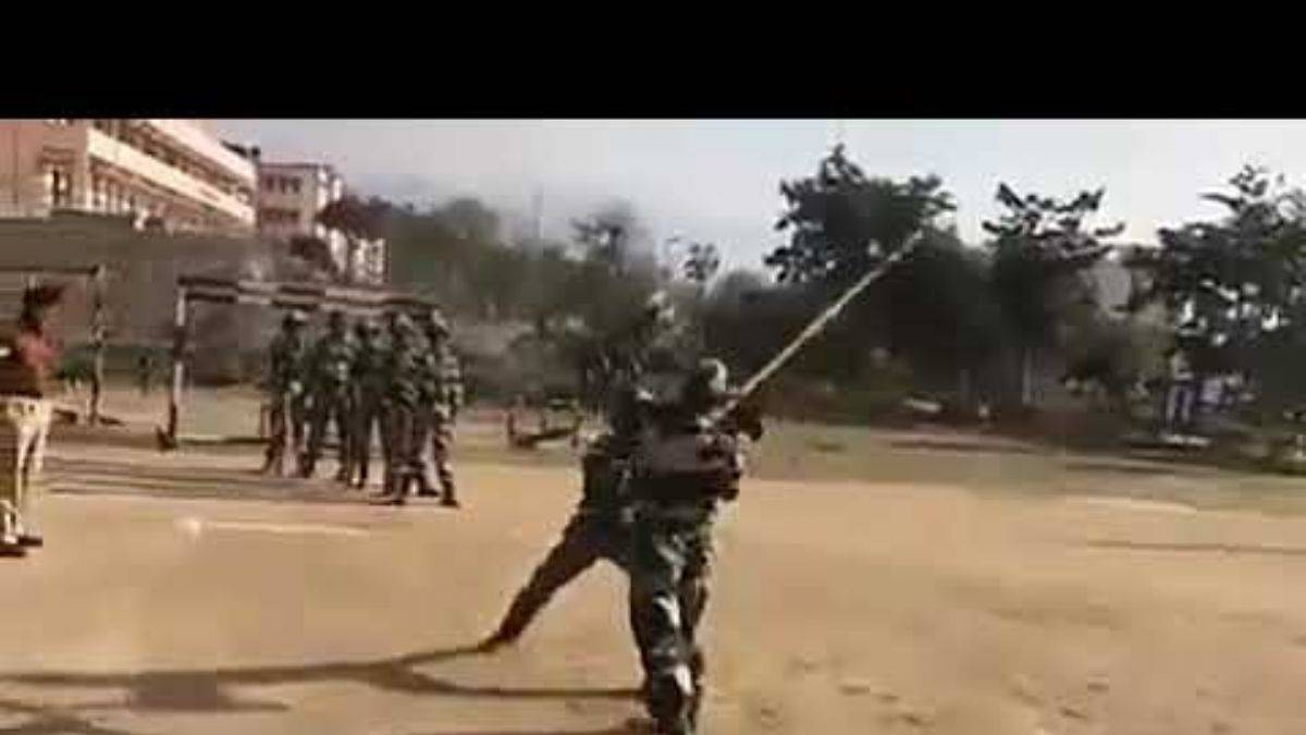 Hindistan ordusunda ‘meczup’ eğitim