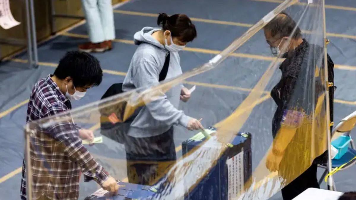 Japonya'da genel seçimin galibi belli oldu