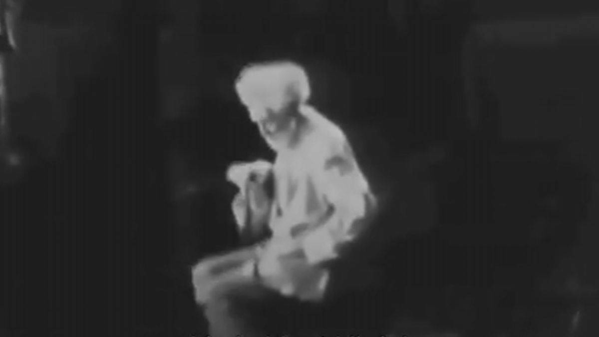 Amerikalı şair Ezra Pound’un 81. Kantosunun etkileyici çevirisi: Yerle bir et kibrini!