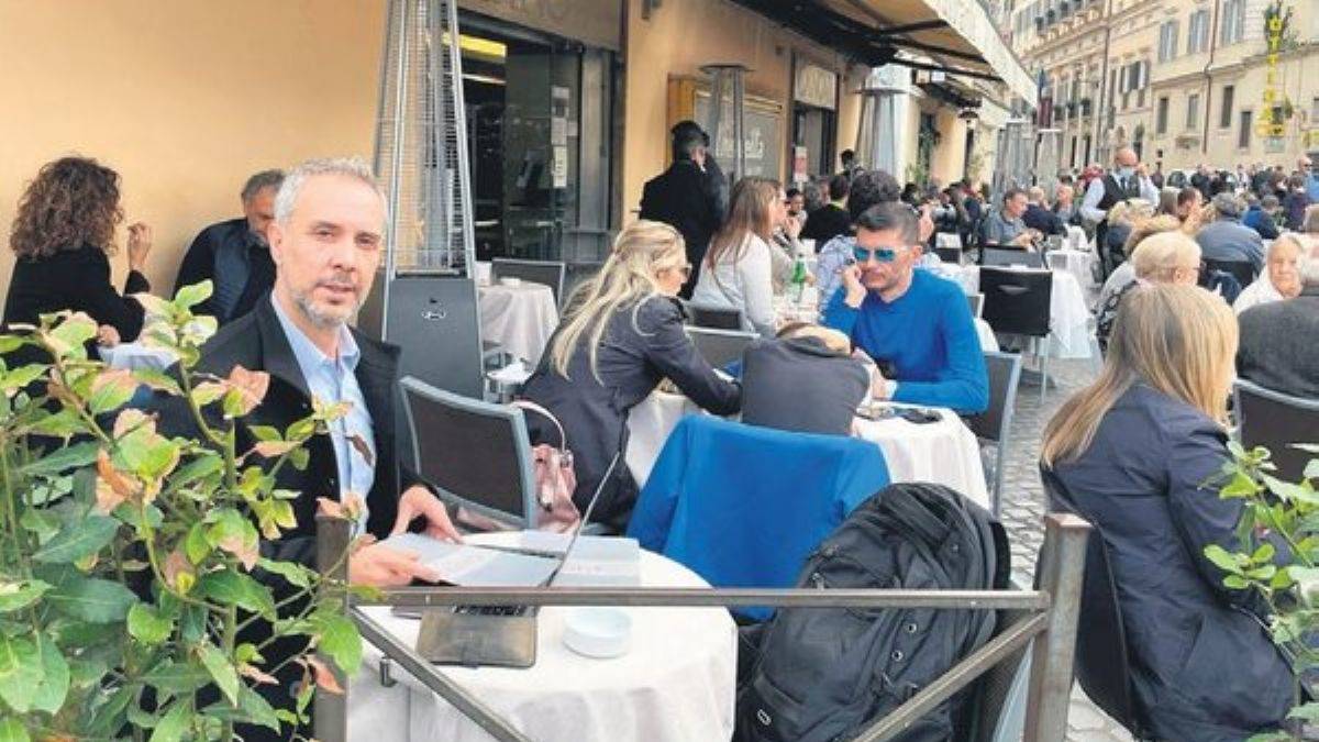 Roma sokaklarında Kovid bitmiş